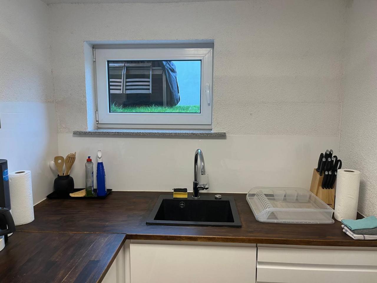 Modernes Studio Mit Separater Kueche Reutlingen Bagian luar foto