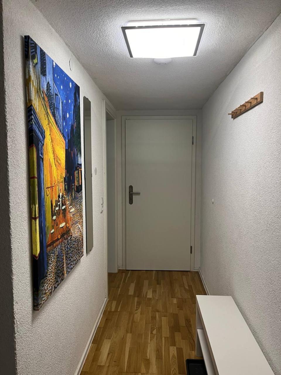 Modernes Studio Mit Separater Kueche Reutlingen Bagian luar foto